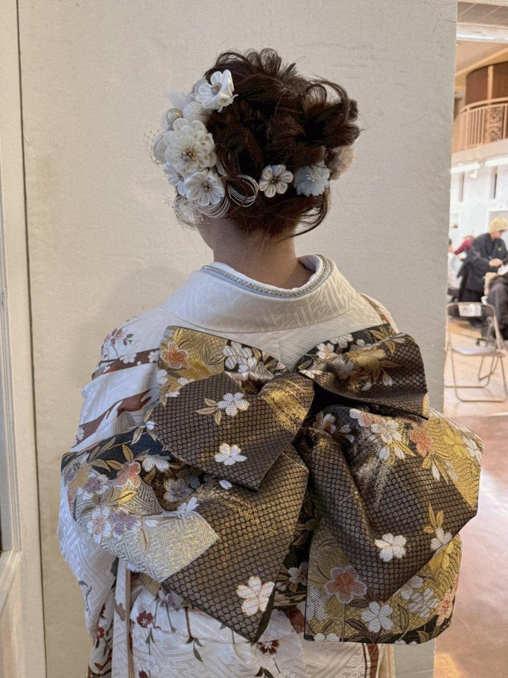 【成人式ヘアセット・お着付けご紹介】