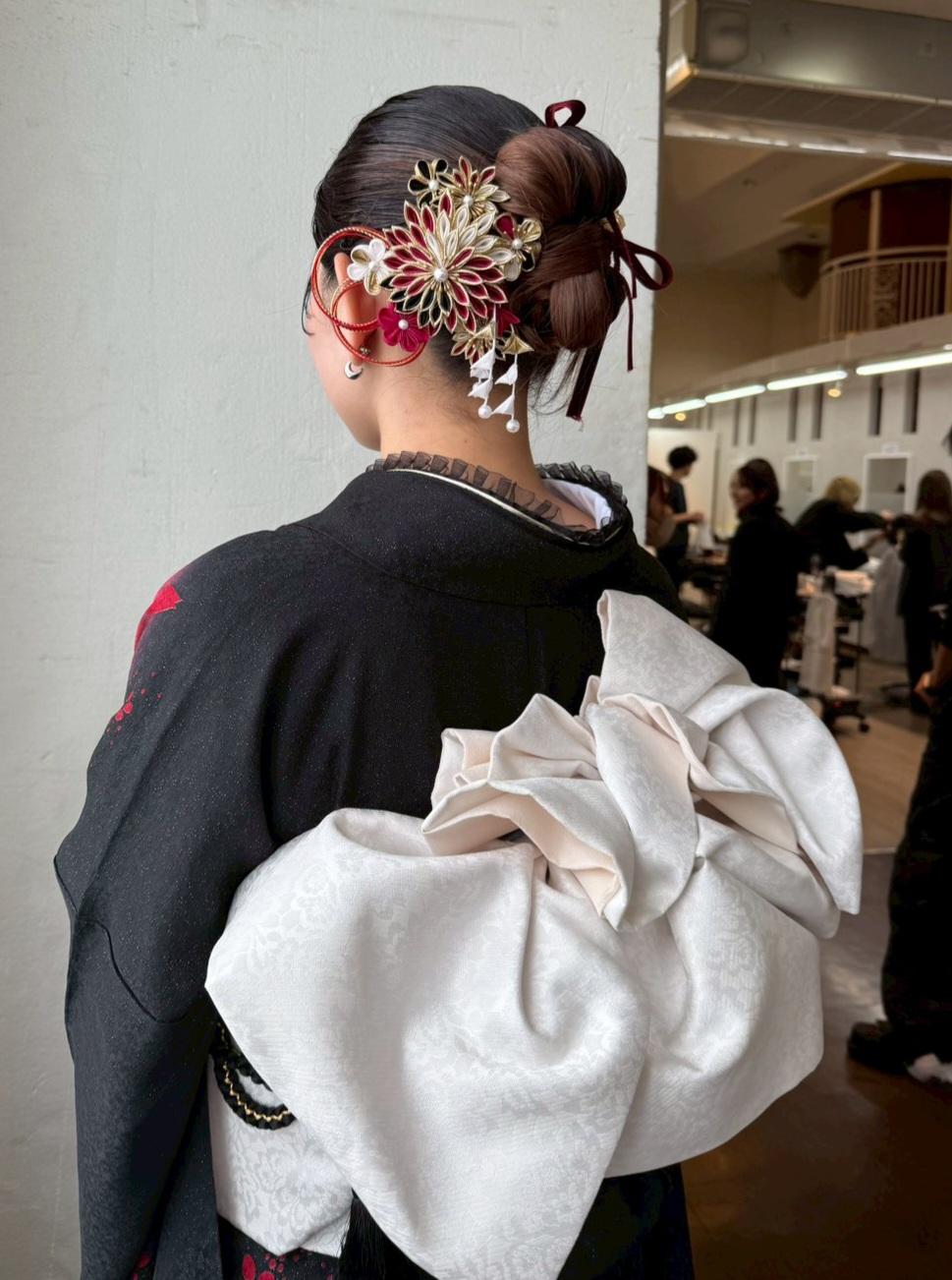 【成人式ヘアセット・お着付けご紹介】